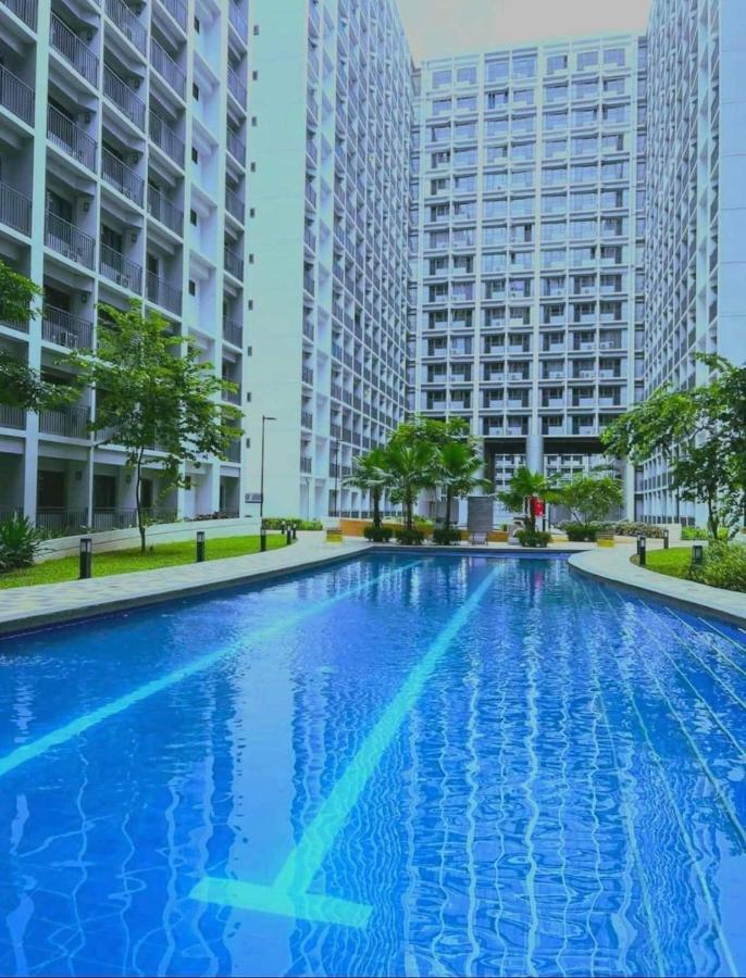 Deluxe Suites Razelles 2 At Shore 2 Residences Tower 1 Pasay Ngoại thất bức ảnh