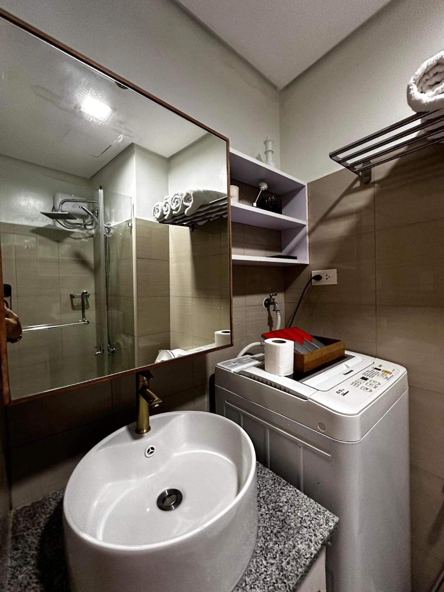 Deluxe Suites Razelles 2 At Shore 2 Residences Tower 1 Pasay Ngoại thất bức ảnh